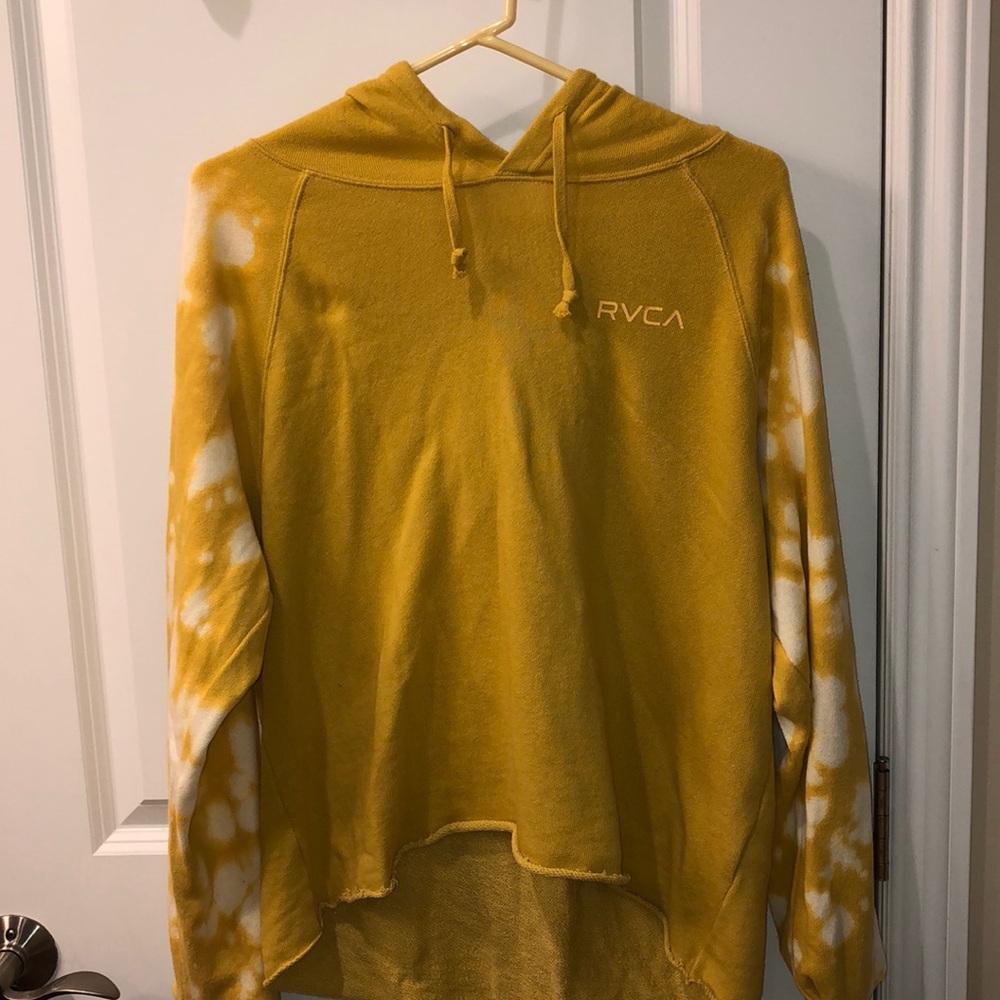 ♦️ Yellow RVCA hoodie ♦️
